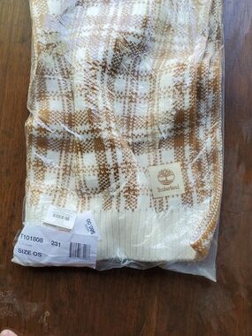 Timberland Plaid Knit Scarf in Cream and Camel